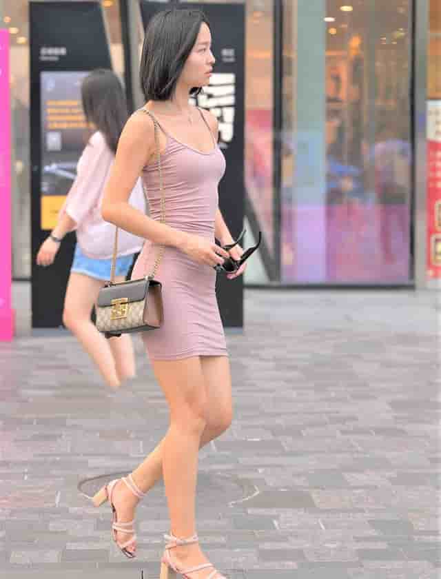 未成年子女起诉监护人